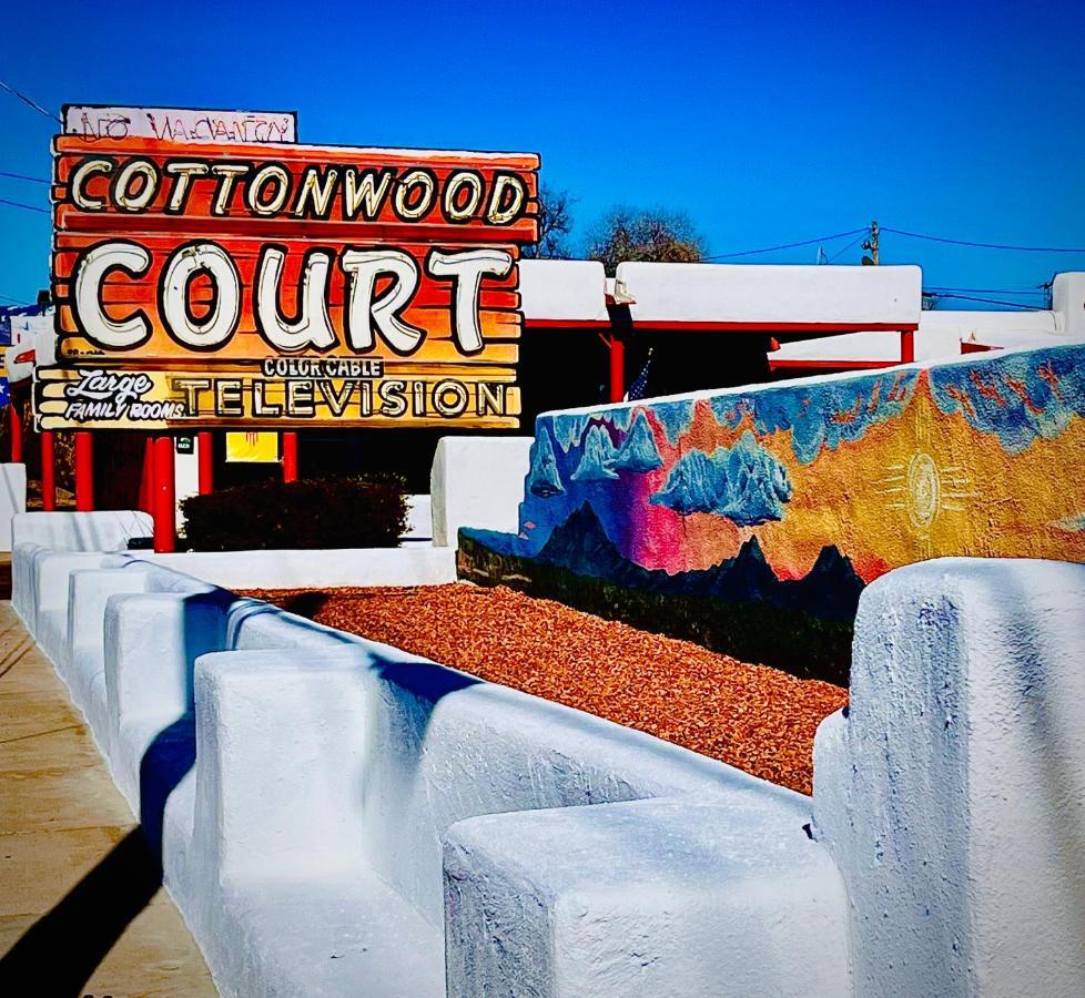 Cottonwood Court Motel Санта Фе Екстериор снимка