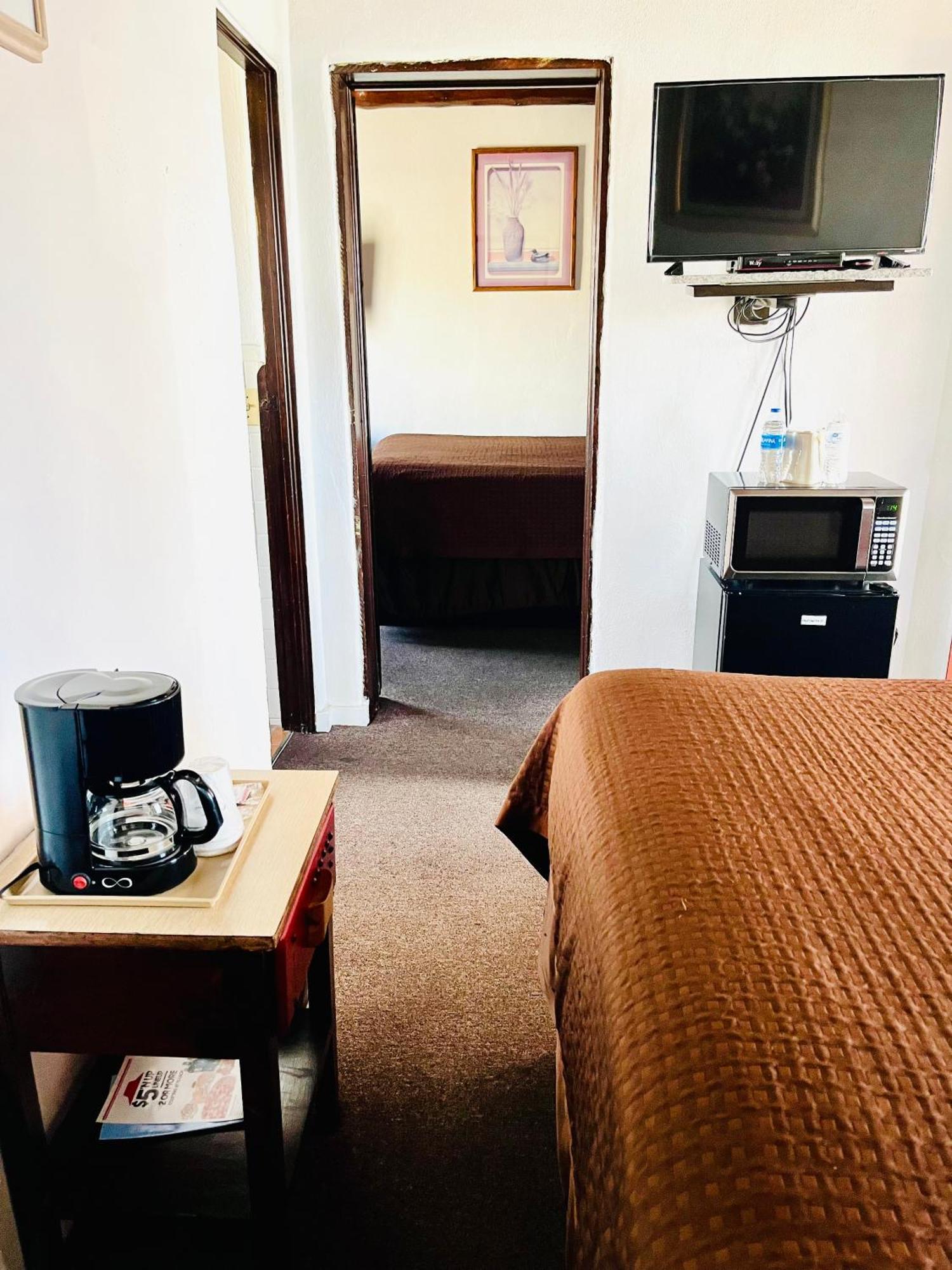 Cottonwood Court Motel Санта Фе Екстериор снимка