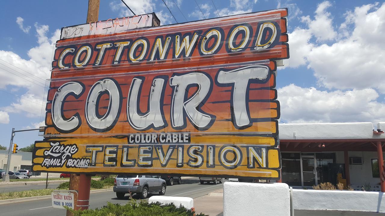 Cottonwood Court Motel Санта Фе Екстериор снимка