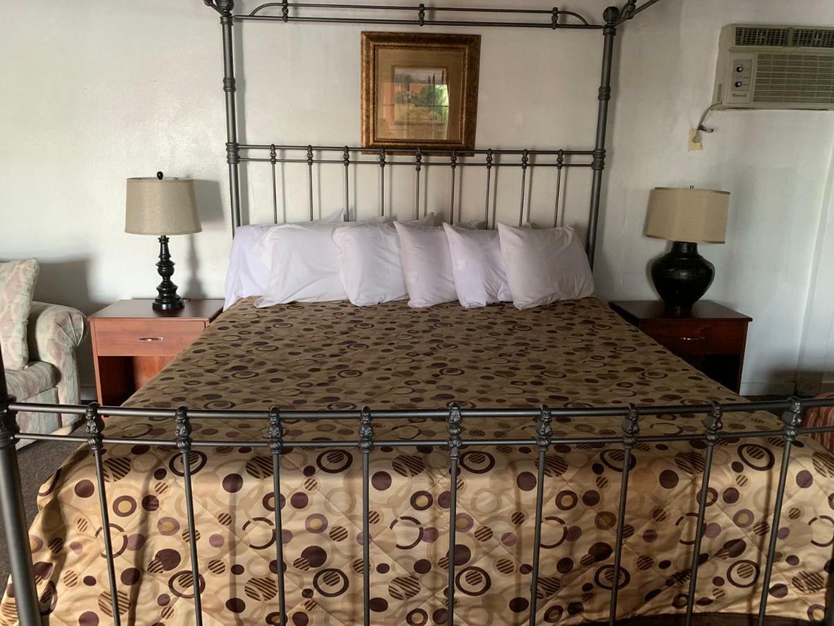 Cottonwood Court Motel Санта Фе Екстериор снимка