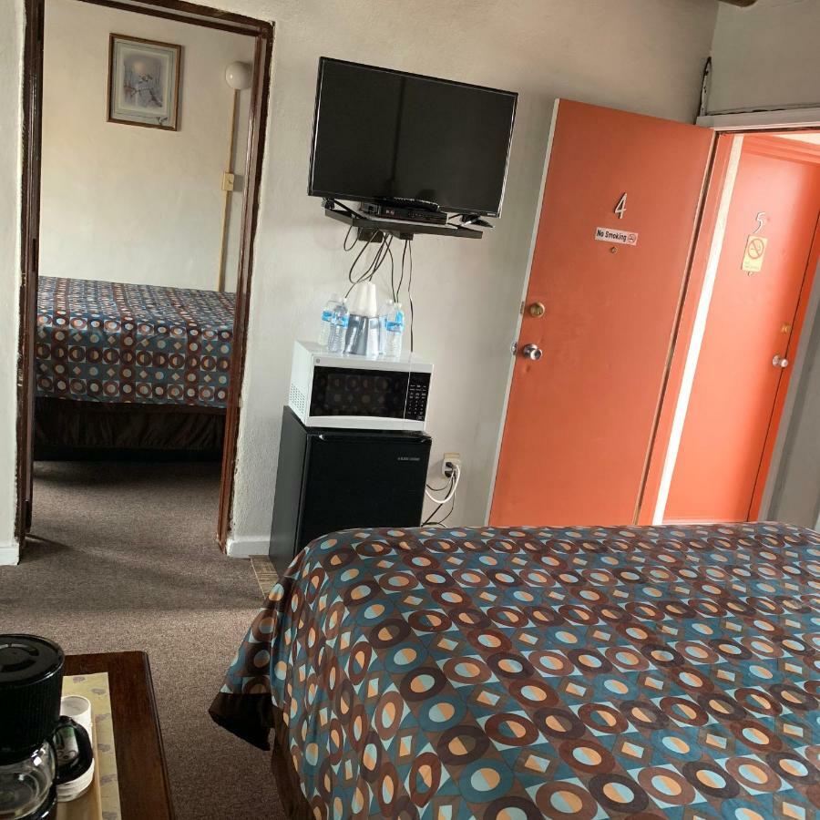 Cottonwood Court Motel Санта Фе Екстериор снимка