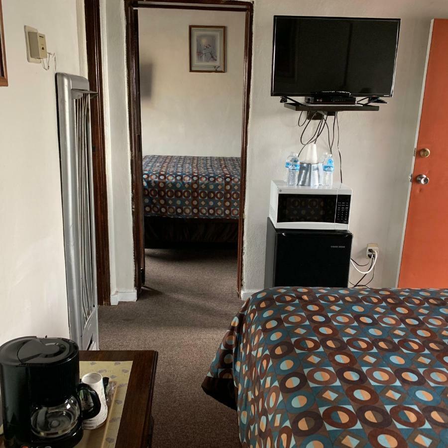 Cottonwood Court Motel Санта Фе Екстериор снимка