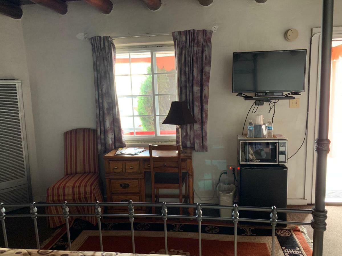 Cottonwood Court Motel Санта Фе Екстериор снимка