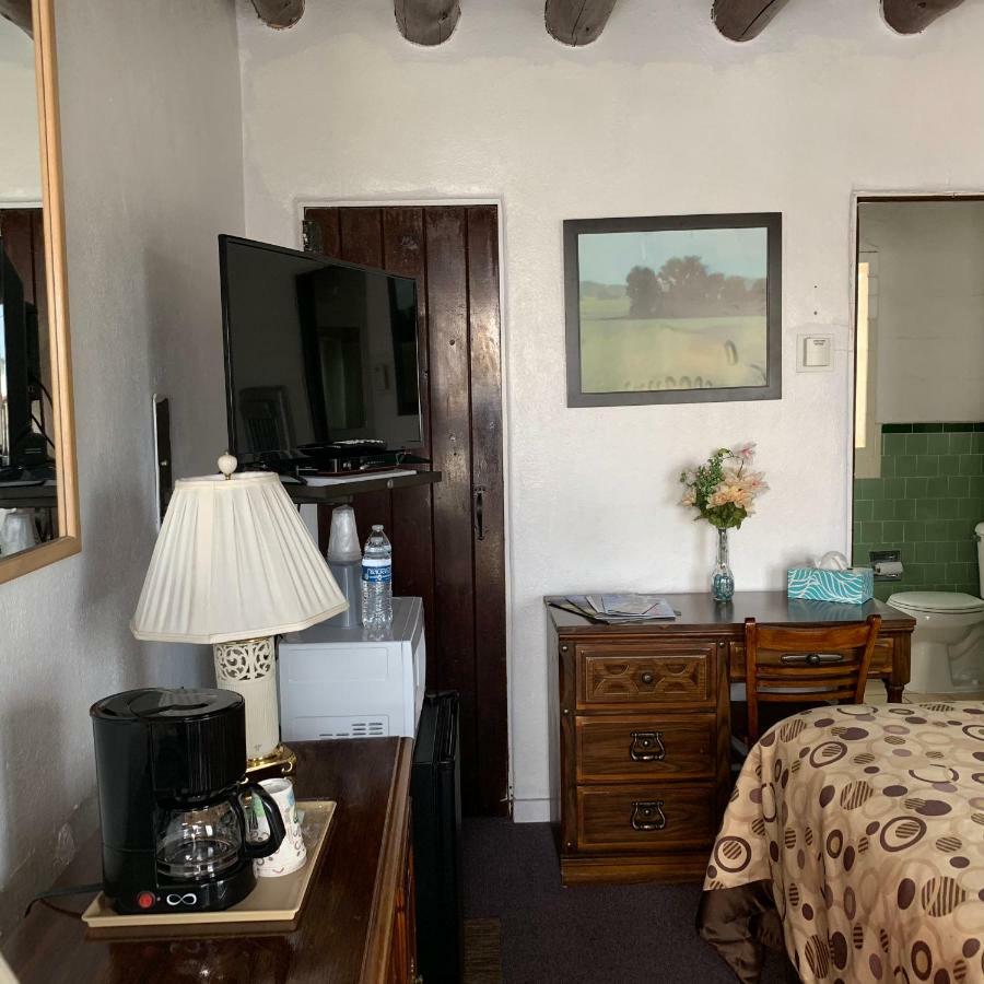 Cottonwood Court Motel Санта Фе Екстериор снимка